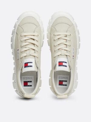 baskets en cuir à semelle compensée beige pour femmes tommy jeans