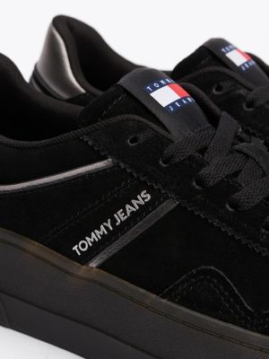 zwart the greenwich suède sneaker met plateauzool voor dames - tommy jeans