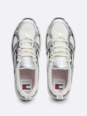 grau runner-sneaker mit metallic-details für damen - tommy jeans