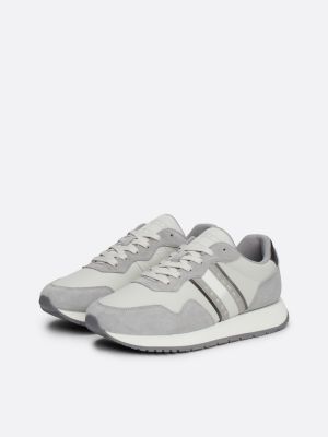 grijs ton-sur-ton suède hardloopsneaker voor dames - tommy jeans