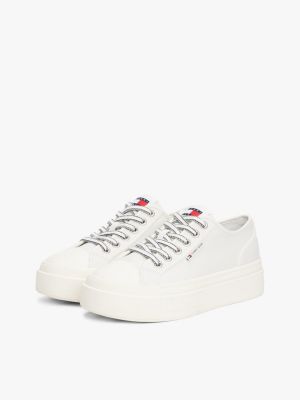 sneakers in pelle con suola alta e cuciture beige da donne tommy jeans