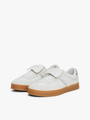 grijs the greenwich sneaker van metallic leer voor dames - tommy jeans