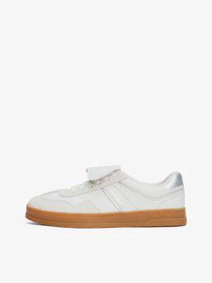 baskets the greenwich en cuir métallisé gris pour femmes tommy jeans