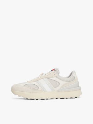 beige chunky rutschhemmender sneaker aus wildleder für damen - tommy jeans