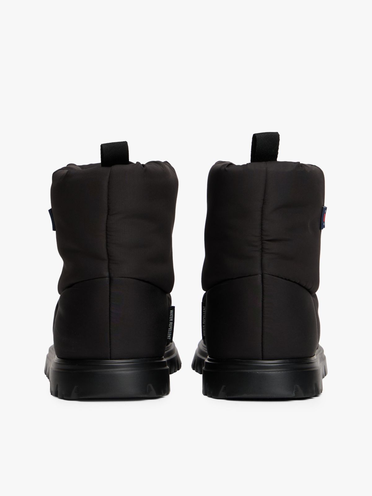 Warm Lined Cleat Snow Boots — Black