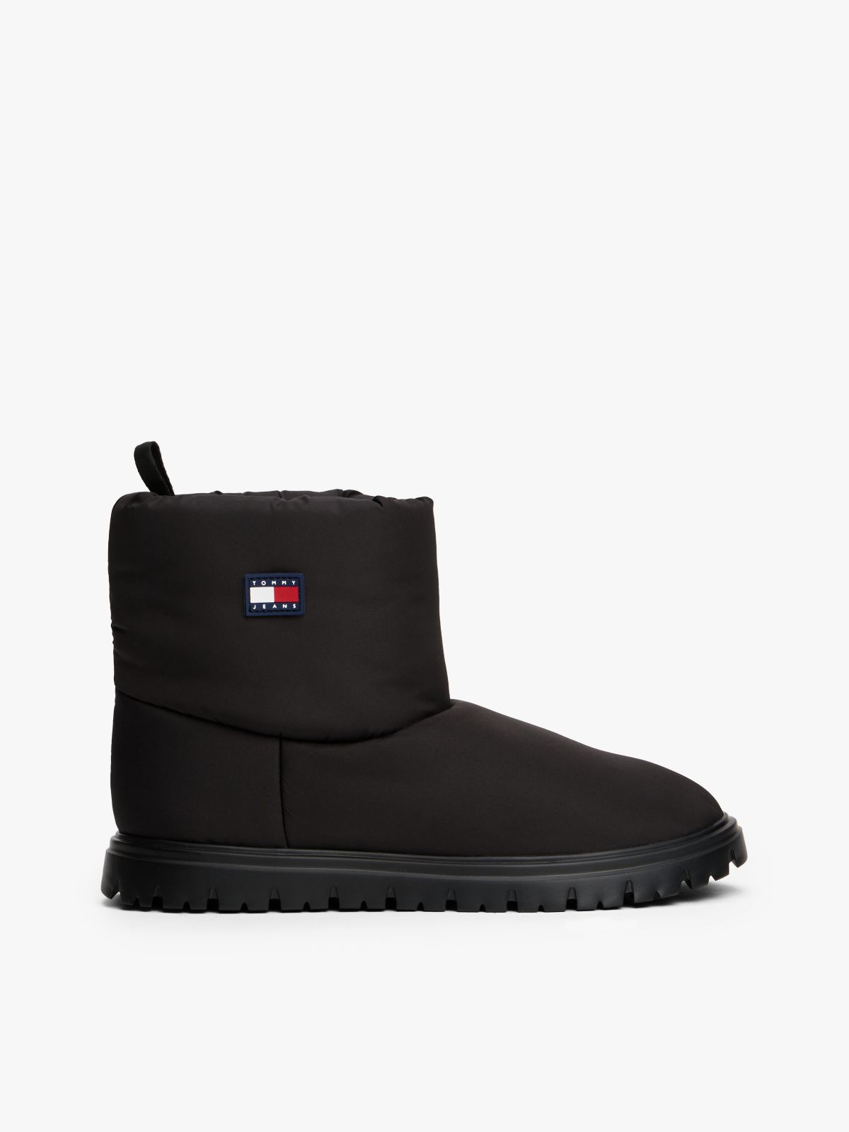Warm Lined Cleat Snow Boots — Black