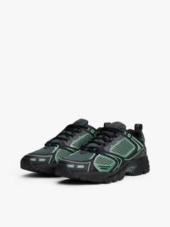 Archive Runner Cleat Trainers — Green 2