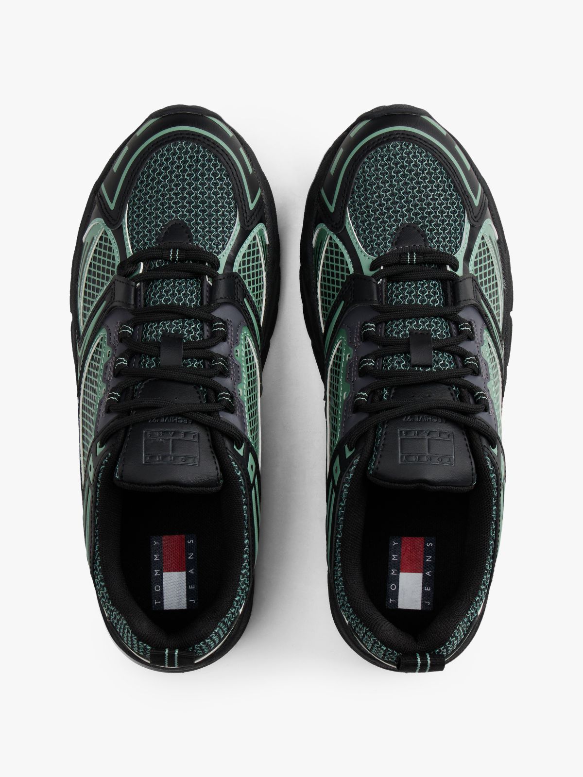 Archive Runner Cleat Trainers — Green