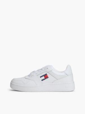 weiß basketball-sneaker mit leder und retro-logo für damen - tommy jeans