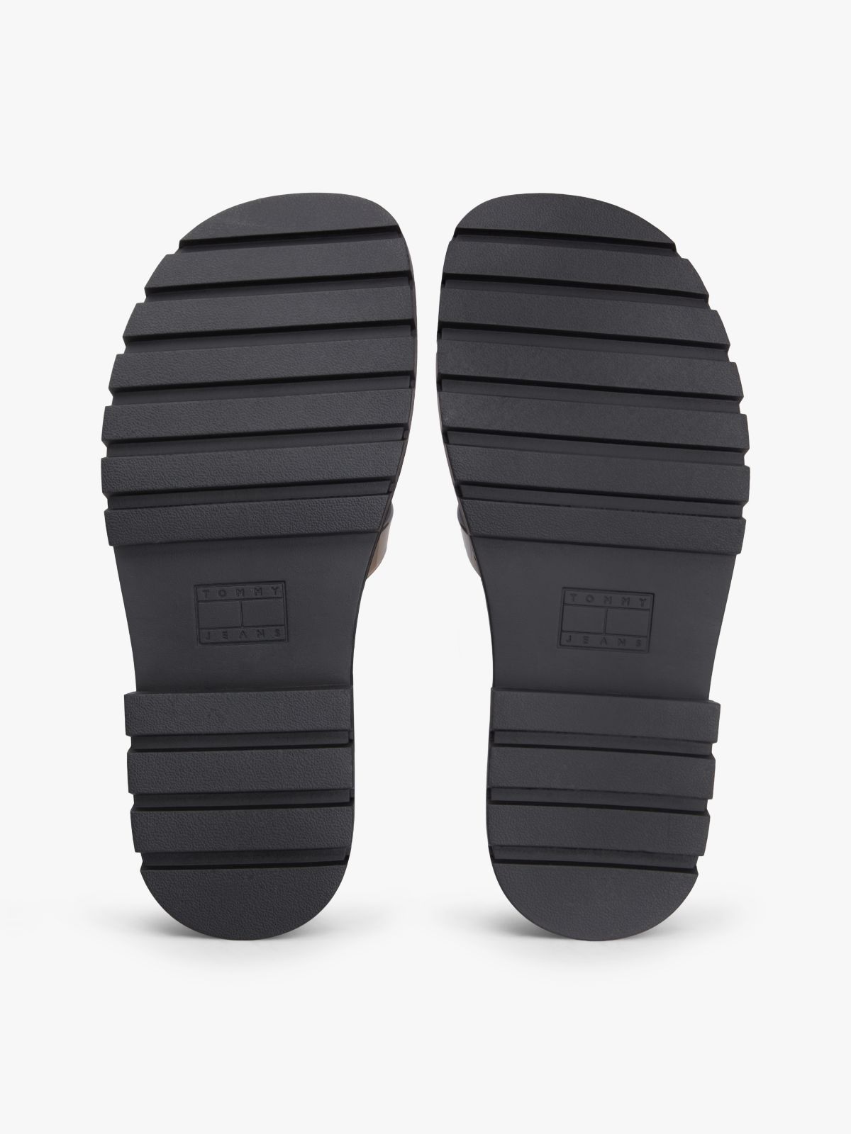 Jelly Chunky Cleat Fisherman Sandals — Black