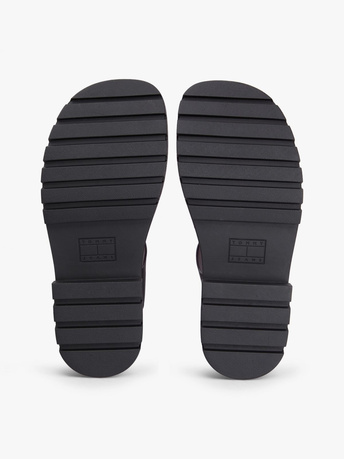 Jelly Chunky Cleat Fisherman Sandals — Pink