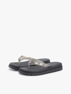 Jelly Cleat Wedge Flip-Flops — Black 2