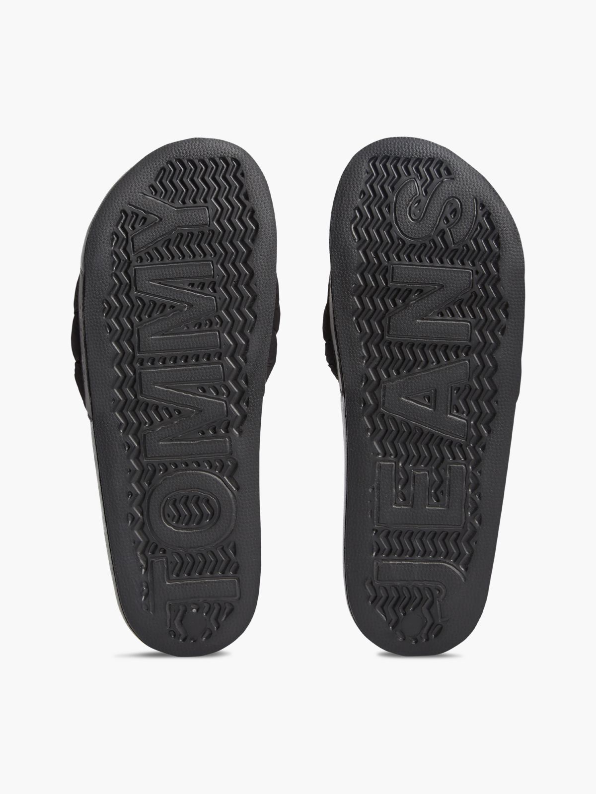 Embossed Braided Strap Slides — Black