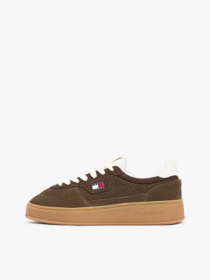 baskets chunky the greenwich en daim marron pour femmes tommy jeans