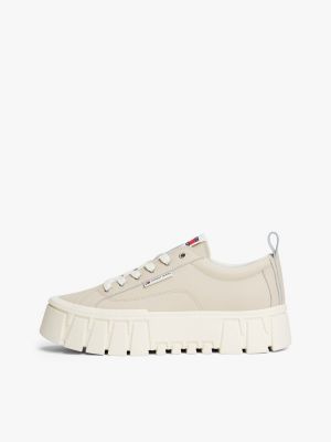 sneakers con suola alta a carrarmato beige da donne tommy jeans