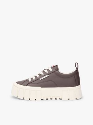 sneakers con suola alta a carrarmato marrone da donne tommy jeans