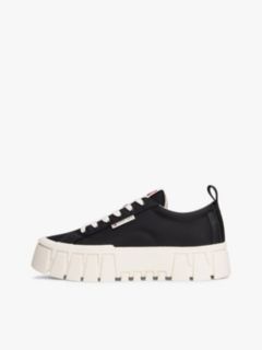 Logo Tab Platform Cleat Trainers — Black 7