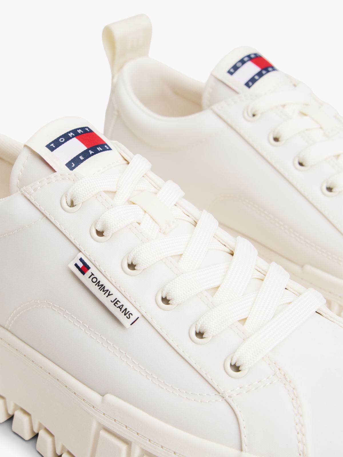 Logo Tab Platform Cleat Trainers — White