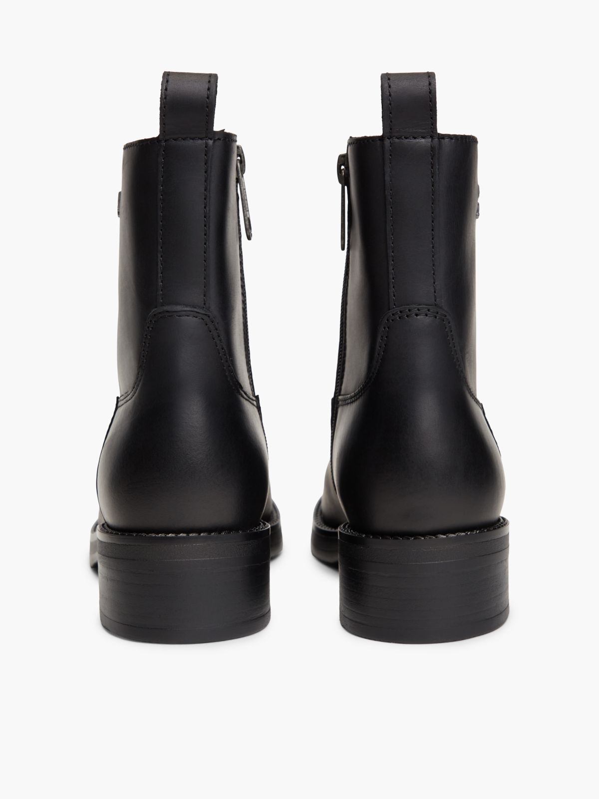 Leather Soft Outsole Chelsea Boots — Black