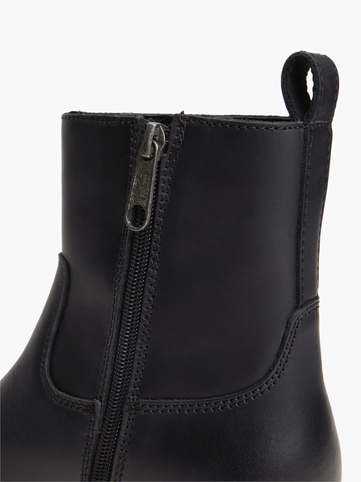 Leather Soft Outsole Chelsea Boots — Black