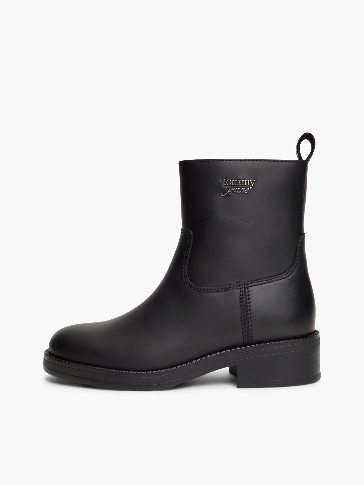 Leather Soft Outsole Chelsea Boots — Black