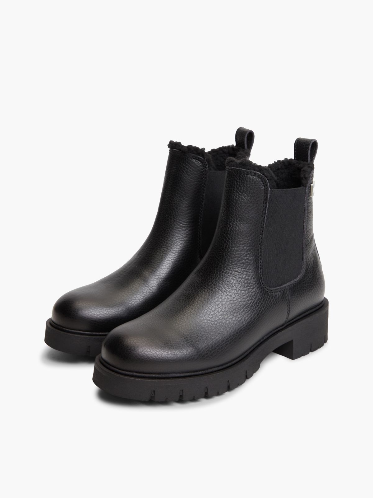 Leather Warm Lined Cleat Chelsea Boots — Black
