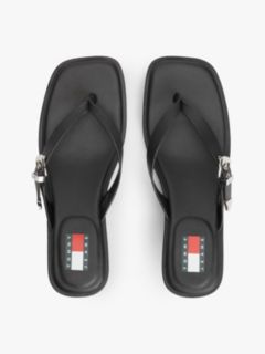 Leather Kitten Heel Toe Post Sandals — Black 3