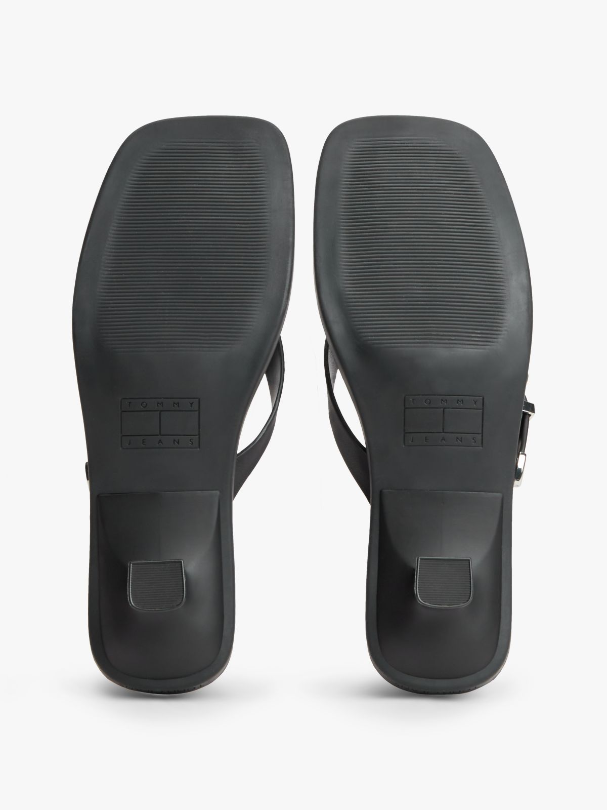 Leather Kitten Heel Toe Post Sandals — Black