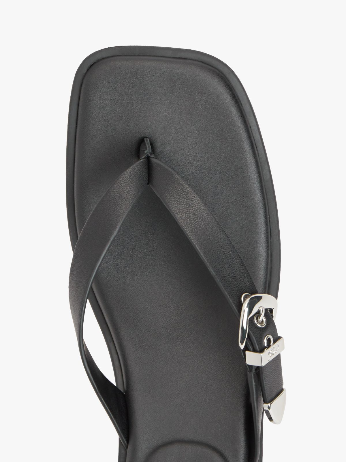 Leather Kitten Heel Toe Post Sandals — Black