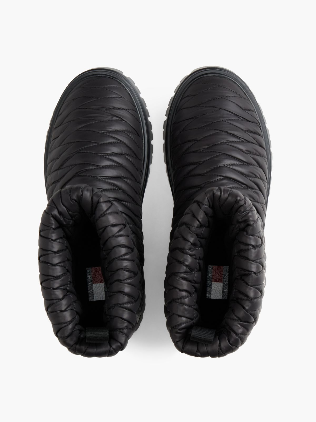 Warm Lined Quilted Snow Boots — Black