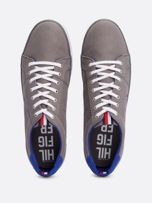 Tommy hilfiger sneakers on sale grey