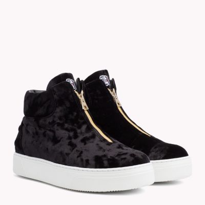 tommy hilfiger zip trainers