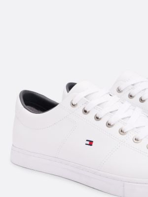 sneakers stringate in pelle essential bianco da uomini tommy hilfiger