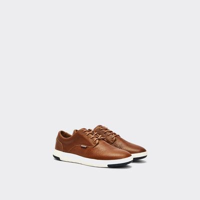 tommy brown shoes
