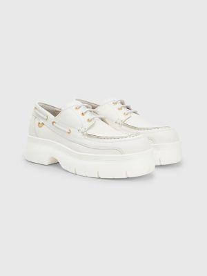 chaussures bateau en cuir à semelle crantée  pour hommes tommy hilfiger