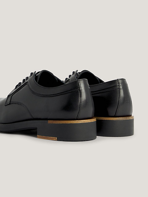 black skórzane buty derby premium dla mężczyźni - tommy hilfiger
