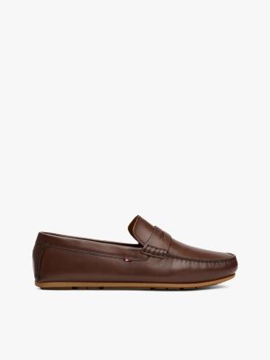 brown rutschhemmender loafer aus leder für herren - tommy hilfiger