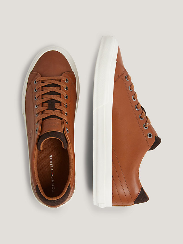 zapatillas en piel de gran calidad con logo brown de hombre tommy hilfiger
