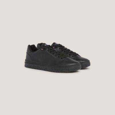 Product colour: triple black