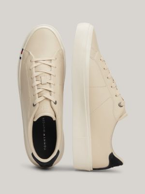 beige premium leather sneaker mit th-monogramm für herren - tommy hilfiger
