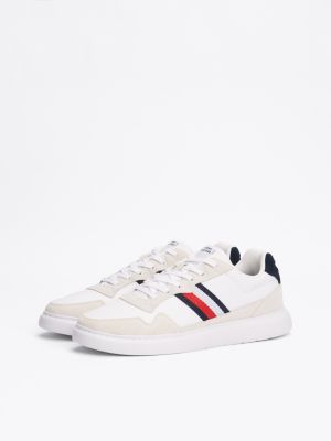 wit lichtgewicht cupsole-sneaker van suède voor heren - tommy hilfiger