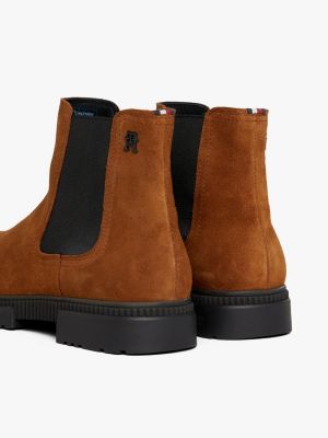 brown rutschhemmender chelsea-boot aus wildleder für herren - tommy hilfiger