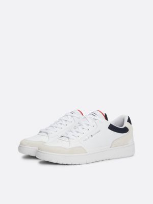 weiß essential basketball-sneaker mit color-pop für herren - tommy hilfiger