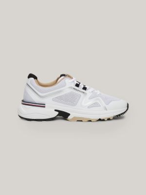 white rutschhemmender runner-sneaker mit vibram-laufsohle und strick für herren - tommy hilfiger