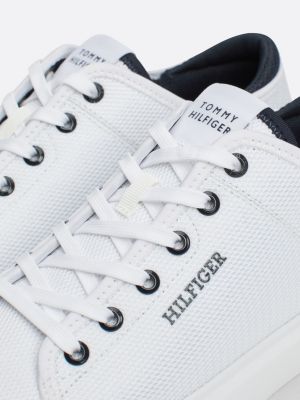 wit lichtgewicht mesh sneaker voor heren - tommy hilfiger