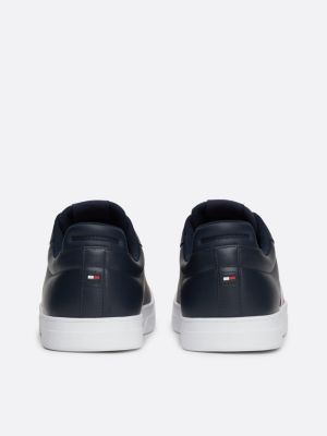 blauw leren court sneaker met signature-tape voor heren - tommy hilfiger