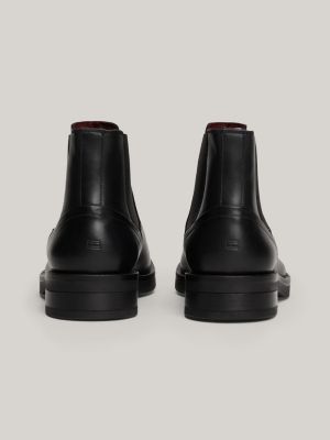 zwart leren chelsea boot met vlag in reliëf voor heren - tommy hilfiger