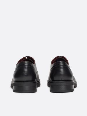 scarpe derby in pelle con monogramma th nero da uomini tommy hilfiger