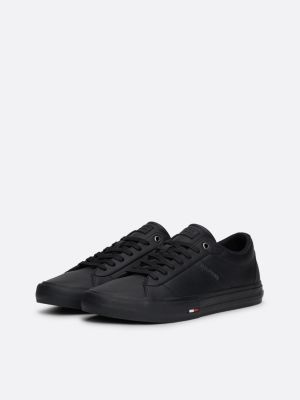 sneakers stringate in pelle con logo nero da uomini tommy hilfiger