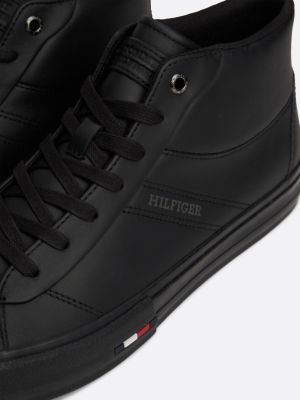 sneakers alte stringate in pelle nero da uomini tommy hilfiger